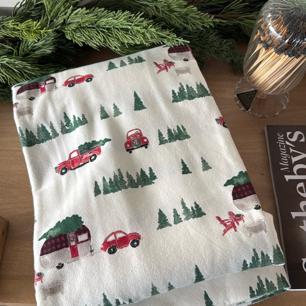 LLbean Holiday Flannel Queen (sheet only)